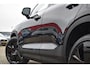 Volvo EX40 Extended Range Plus Black Ed. 82 kWh | H&K | Blis | ACC | Stuurverwarming | 20" LMV | 360 camera | Getint glas | Apple carplay