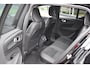 Volvo EX40 Extended Range Plus Black Ed. 82 kWh | H&K | Blis | ACC | Stuurverwarming | 20" LMV | 360 camera | Getint glas | Apple carplay