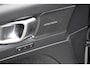 Volvo EX40 Extended Range Plus Black Ed. 82 kWh | H&K | Blis | ACC | Stuurverwarming | 20" LMV | 360 camera | Getint glas | Apple carplay