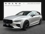 Volvo V60 T6 Plug-in hybrid AWD Ultra Dark / Custom made Black Sheep uitvoering / Exterior Styling Kit /  19" Glossy Black /