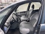 Citroën Xsara Picasso 1.6i-16V Caractère Clima, Parkeer sensoren,  Lichte schade Bij de verkoop van gebruikte voertuigen door CD-Cars wordt geen standaard garantie verstrekt. De koper aanvaardt het voertuig in de staat waarin het zich bevindt op het moment van aankoop, in