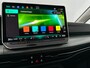 Volkswagen Golf 1.5 eHybrid 204 6DSG eHybrid Life Edition | 'App-Connect' draadloze smartphone integratie | Achterbank in ongelijke delen neerklapbaar incl. middenarmsteun en doorlaadmogelijkheid | Achteruitrijcamera (Rear View)