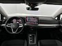 Volkswagen Golf 1.5 eHybrid 204 6DSG eHybrid Life Edition | 'App-Connect' draadloze smartphone integratie | Achterbank in ongelijke delen neerklapbaar incl. middenarmsteun en doorlaadmogelijkheid | Achteruitrijcamera (Rear View)