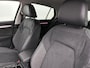 Volkswagen Golf 1.5 eHybrid 204 6DSG eHybrid Life Edition | 'App-Connect' draadloze smartphone integratie | Achterbank in ongelijke delen neerklapbaar incl. middenarmsteun en doorlaadmogelijkheid | Achteruitrijcamera (Rear View)