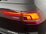 Volkswagen Golf 1.5 eHybrid 204 6DSG eHybrid Life Edition | 'App-Connect' draadloze smartphone integratie | Achterbank in ongelijke delen neerklapbaar incl. middenarmsteun en doorlaadmogelijkheid | Achteruitrijcamera (Rear View)