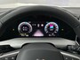 Volkswagen Golf 1.5 eHybrid 204 6DSG eHybrid Life Edition | 'App-Connect' draadloze smartphone integratie | Achterbank in ongelijke delen neerklapbaar incl. middenarmsteun en doorlaadmogelijkheid | Achteruitrijcamera (Rear View)