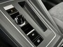 Volkswagen Golf 1.5 eHybrid 204 6DSG eHybrid Life Edition | 'App-Connect' draadloze smartphone integratie | Achterbank in ongelijke delen neerklapbaar incl. middenarmsteun en doorlaadmogelijkheid | Achteruitrijcamera (Rear View)