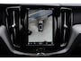 Volvo XC60 2.0 T8 AWD Ultra Dark | Bowers & Wilkins | Actieve luchtvering met FOUR-C | 22" 5-Dubbel Spaaks Matt Black | Gelamineerde zijruiten | Visual Park Assist |