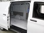 Mercedes-Benz eVito Bestelwagen L2 66 kWh | Navigatie | Achteruitrijcamera | 80 kWh Snelladen | Dodehoekassistent | Lichtmetalen velgen |