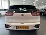 Kia Niro DynamicLine 64 kWh , 8% bijtelling , BTW auto , Volledig leder , Stoel/stuurverwarming , Full map navigatie , Keyless entry- & start, Achteruitrij camera , Adaptive cruise control , Parkeersensoren achter