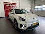 Kia Niro DynamicLine 64 kWh , 8% bijtelling , BTW auto , Volledig leder , Stoel/stuurverwarming , Full map navigatie , Keyless entry- & start, Achteruitrij camera , Adaptive cruise control , Parkeersensoren achter