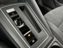 Volkswagen Golf 1.5 eHybrid 204 6DSG eHybrid Life Edition | 'App-Connect' draadloze smartphone integratie | Achterbank in ongelijke delen neerklapbaar incl. middenarmsteun en doorlaadmogelijkheid | Achteruitrijcamera (Rear View)