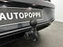Volkswagen Golf 1.5 eHybrid 204 6DSG eHybrid Life Edition | 'App-Connect' draadloze smartphone integratie | Achterbank in ongelijke delen neerklapbaar incl. middenarmsteun en doorlaadmogelijkheid | Achteruitrijcamera (Rear View)
