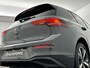 Volkswagen Golf 1.5 eHybrid 204 6DSG eHybrid Life Edition | 'App-Connect' draadloze smartphone integratie | Achterbank in ongelijke delen neerklapbaar incl. middenarmsteun en doorlaadmogelijkheid | Achteruitrijcamera (Rear View)