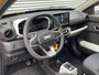 Dacia Spring Extreme 65 26.8 kWh | Achteruitrijcamera |Navigatiesysteem | Airco | Cruise control | Elektrische ramen voor + achter | ESP | Hill hold | Parkeersensor achter | Apple Carplay/Android Auto