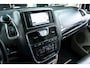 Chrysler Town & Country 3.6 V6 (Leder / Climate / Cruise / Camera / Navigatie / 7 Persoons)