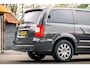 Chrysler Town & Country 3.6 V6 (Leder / Climate / Cruise / Camera / Navigatie / 7 Persoons)