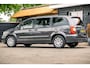 Chrysler Town & Country 3.6 V6 (Leder / Climate / Cruise / Camera / Navigatie / 7 Persoons)