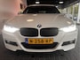 BMW 3-Serie Touring 318i M Sport / Stoelverwarming / LED / PDC