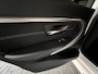 BMW 3-Serie Touring 318i M Sport / Stoelverwarming / LED / PDC