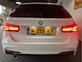 BMW 3-Serie Touring 318i M Sport / Stoelverwarming / LED / PDC