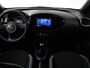 Toyota Aygo X 1.0 VVT-i MT Pulse | Direct leverbaar I Camera | LM velgen | Climate Control | Cruise Control Adaptief |
