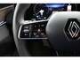 Renault Megane E-Tech iconic EV60 220pk optimum charge | Warmtepomp | Elektrisch verstelbare stoelen | Stoelverwarming | Stuurverwarming | 360 camera | Climate control | Navigatie | Apple Carplay | Android auto |