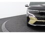 Renault Megane E-Tech iconic EV60 220pk optimum charge | Warmtepomp | Elektrisch verstelbare stoelen | Stoelverwarming | Stuurverwarming | 360 camera | Climate control | Navigatie | Apple Carplay | Android auto |