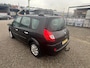 Renault Grand Scenic 2.0-16V T Tech Line 7p.(navi,cruise,panoramadak,bj06,1899,-)