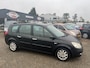 Renault Grand Scenic 2.0-16V T Tech Line 7p.(navi,cruise,panoramadak,bj06,1899,-)