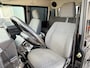 Land Rover Defender BWJ 2005 2.5 123 PK Td5 110" S High Capacity AIRCO | PRIV. GLAS | 16 INCH BORBET LMV | APPLE CARPLAY | ANDROID AUTO | CAMERA | TREKHAAK | TUSSENBAK MET LANGERE OVERBRENGING