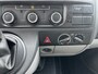 Volkswagen Transporter 8-persoons Kombi 2.0 TDI DSG Automaat L1H1 BM BTW en BPM vrij Airco Cruise control Trekhaak PDC 1e eigenaar Marge Ideaal voor ombouw naar camper Euro 5