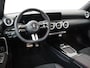 Mercedes-Benz A-klasse 180 Star Edition AMG Line Mercedes-Benz A-klasse 180 AMG Line | stoelverwarming | achteruitrijcamera | memory stoelen | panoramadak | Night-pakket