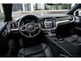 Volvo V60 2.0 T8 Plug-in hybrid AWD Ultra Dark | Bowers & Wilkins Audio | Stoel + stuurverwarming | Schuif-/-kanteldak | elektr. stoelen incl. memory | 21" Everlast velgen| Heico verlagingsset | Heico sportuitlaat | Heico Bodypakket | Absolute Matt Mythos Red |