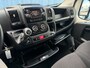 Peugeot Boxer 330 2.2 BlueHDi 120 L2H2 Premium | Achteruitrijcamera | All-season banden | Bestuurdersstoel in hoogte verstelbaar