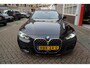 BMW 4-Serie Cabrio 420i High Executive 3x M-SPORT (Exterieur/ Interieur/ Onderstel) | BMW Garantie 12/2026 | Black on Black | Nieuwstaat | Keyless | Led | Apple | Memory | Virtual Cockpit | Sfeerverlichting