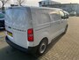 Peugeot Expert 145Standaard| Parkeersensoren achter | Surround NAV pakket | Volwaardig reservewiel Let op, 2,9% financial lease via Stellantis van toepassing | PeugeotExpert145Standaard| Parkeersensoren achter | Surround NAV pakket | Volwaardig reservewiel