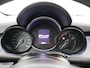 Fiat 500X 1.0 FireFly Turbo 120 cult airco, cruise control, stuur multifunctioneel, bluetooth, carplay, navigatie full map, regensensor, start/stop systeem, brake assist system, bandenspanningscontrolesysteem Wil jij een SUV die perfect is voor de stad én avontuur? De Fiat 500 X 1.0 FireFly Turbo 120 Cult biedt het beste van beide werelden! Met zijn iconische design, krachtige prestaties en comfor