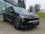 Kia EV3 Plus Advanced 81.4 kWh AIRCO | NAVIGATIE | LM VELGEN | WINTERPAKKET | CAMERA | PARKEERSENSOREN | RIJDENDE DEMO VRAAG NAAR DE BESCHIKBAARHEID