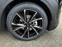 Kia EV3 Plus Advanced 81.4 kWh AIRCO | NAVIGATIE | LM VELGEN | WINTERPAKKET | CAMERA | PARKEERSENSOREN | RIJDENDE DEMO VRAAG NAAR DE BESCHIKBAARHEID