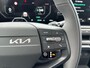 Kia EV3 Plus Advanced 81.4 kWh AIRCO | NAVIGATIE | LM VELGEN | WINTERPAKKET | CAMERA | PARKEERSENSOREN | RIJDENDE DEMO VRAAG NAAR DE BESCHIKBAARHEID
