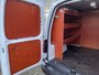 Volkswagen Caddy 1.4 TGI L1H1 EcoFuel Aardgas/Benzine Airco Cruise controle Trekhaak 1300kg Kastinrichting Telefoonverbinding 2-Persoons Navigatiesysteem Parkeersensoren achter