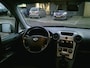 Kia Carens 2.0 CVVT X-ecutive Stuurbekr Airco LMV Cruise