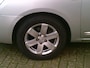 Kia Carens 2.0 CVVT X-ecutive Nwe Apk 1-6-2027 Stuurbekr Airco LMV