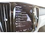 Volvo XC60 2.0 T6 Plug-in hybrid AWD Inscription Long Range / Haman Kardon Audio installatie / Panoramisch schuifkantel-dak