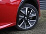Peugeot e-208 EV GT Pack 50 kWh 136pk Automaat 17''LM | ADAPT. CRUISE | STOELVERW. VOOR | DAB | NAVI | PDC + CAM. | DODE HOEK