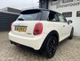 MINI Cooper Mini 1.5 Chili Serious Business Automaat!