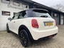 MINI Cooper Mini 1.5 Chili Serious Business Automaat!