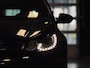 Volkswagen Golf 2.0 GTI | Leder | Navigatie | Bluetooth | Cruise Control | Airconditioning | Parkeersensoren | Xenon | Multifunctioneel Stuurwiel | Elektrische Spiegels | Isofix | 17" Lichtmetaal |