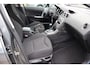 Peugeot 308 SW 1.6 e-HDi Blue Lease Executive Climate control, Automaat, Panoramadak, Trekhaak, Elektrische ramen, Cruise control